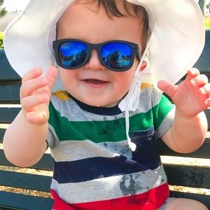 Gap  sunglasses babys
